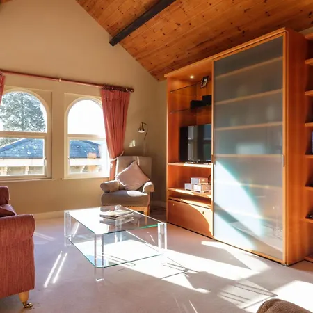 Underscar - Robinson