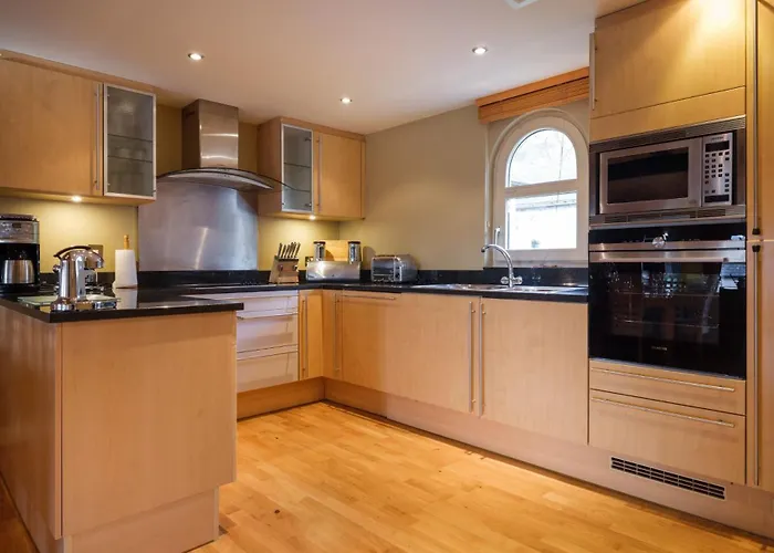 Underscar - Robinson